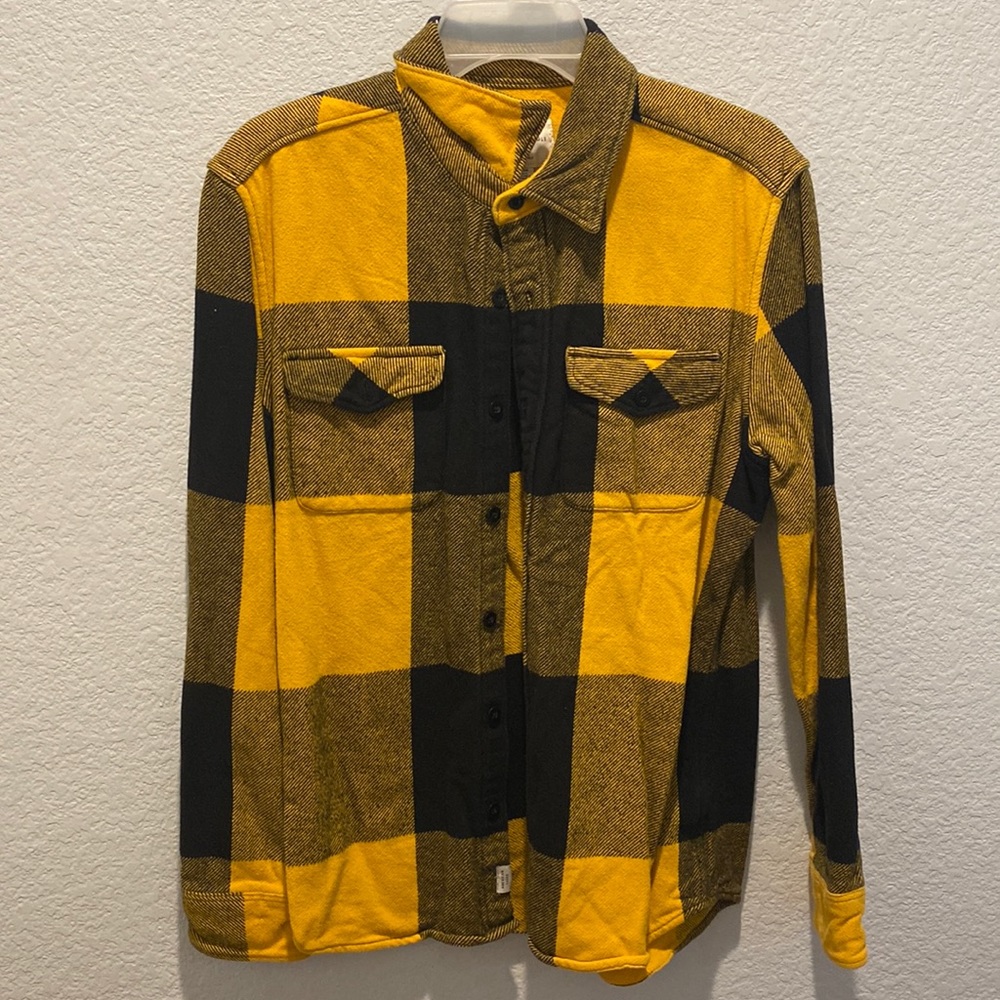 Black and yellow flannel from American eagle